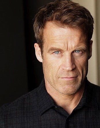 Mark Valley cumple 55 años hoy, el mismo día que cumples años Tú Happy Birthday!!!    