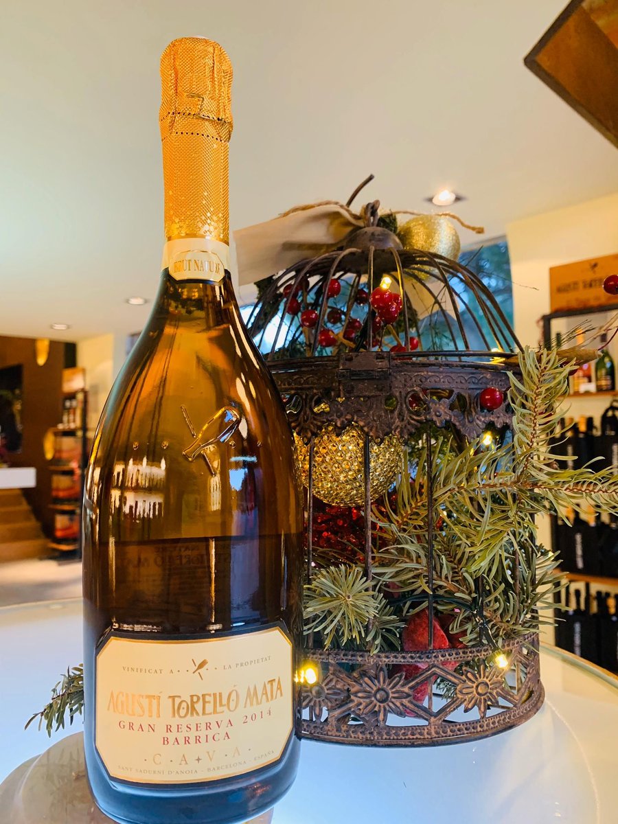 CellerKripta's tweet photo. Barrica Gran Reserva 2012. 100% Macabeu. Un cava gastronòmic sorprenent i diferent amb marcat caràcter de la Macabeu
#agustitorellomata #torellomata #cava #barrica #macabeu #sparkling #cavalovers #instacava #docava #penedes #Nadal #Navidad #bubbles #gastrolovers #igersgastro https://t.co/xp4pdrpgRK