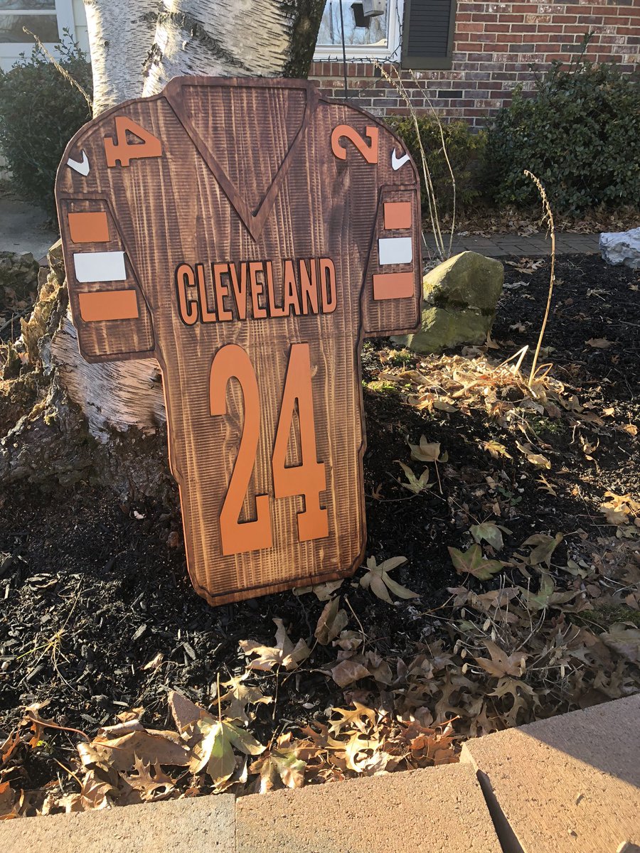 #believeland #clevelandbrowns #wood #woodworker #woodsigns #cnc #christmasgifts