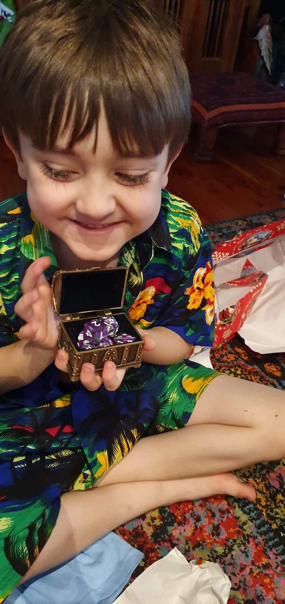 BughopD's tweet photo. Thank you @ImaginaryAdvAus he loves his first set of dice!
#dnd #firstdice https://t.co/FFPy5n6KM1