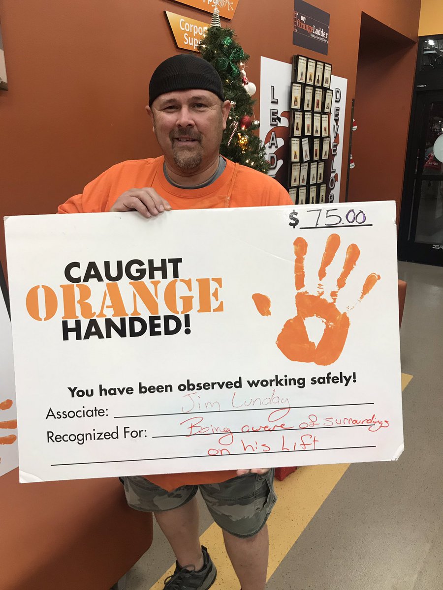 APRon_Rood's tweet photo. Congratulations to Israel and Jim our Key2 Caught Orange Handed Winners. #COH #SafetyFirst https://t.co/Uo5fuaj5cM