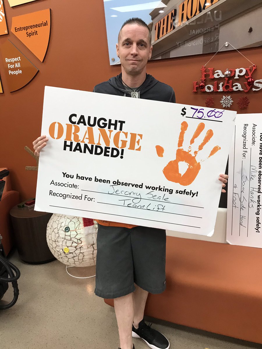 APRon_Rood's tweet photo. Congratulations to Mike and Jeremy our Key1 Caught Orange Handed Winners. #COH #SafetyFirst https://t.co/2MRSlc3zoS