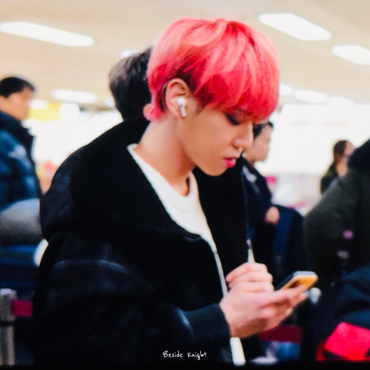 BesideKnight's tweet photo. 191225 GMP 출국 프리뷰>~<
#에이스 #김병관 #KIMBYEONGKWAN #에이스_김병관 
@official_ACE7 https://t.co/o41RxYrVTY