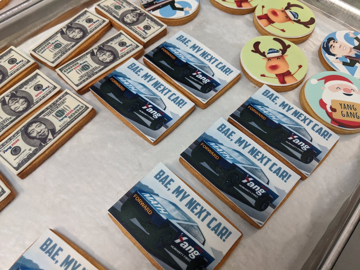 supjackjack's tweet photo. There will be #YangCookies at Santa Monica pier !
Saturday, Dec 28th 1-4pm
Join us!
We'll #Yang them all with πͺ!
You'll get a πͺ too!
Let's go Los Angeles!πππ https://t.co/hqfNzzSzOQ