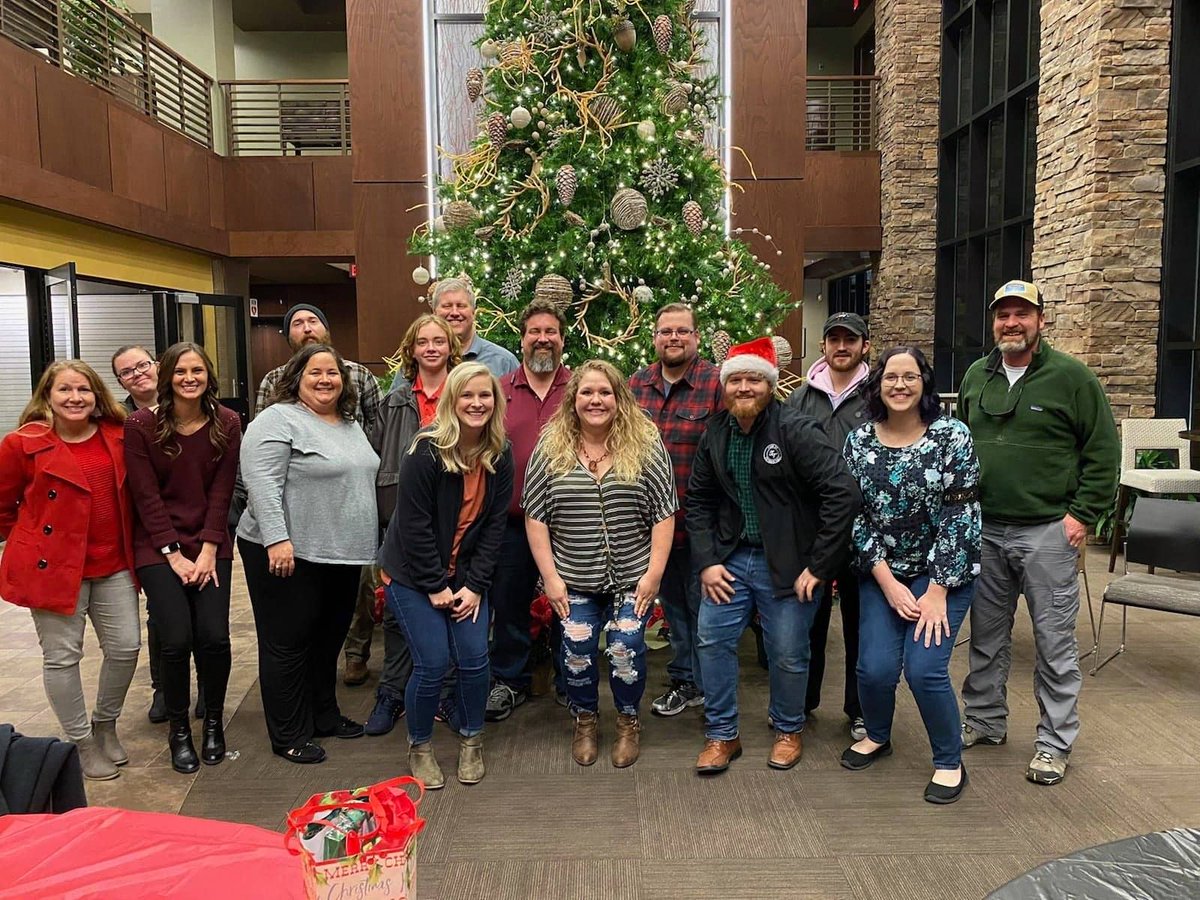 catpromotions's tweet photo. For this week's #TeamTuesday, we would like to wish you all a very Merry Christmas, from our family to yours. 

#MakeItHappen #TeamWork #TeamWorkMakesTheDreamWork #WorkFamily #MerryChristmas #MerryChristmas2019 https://t.co/0zK2JjUTCi