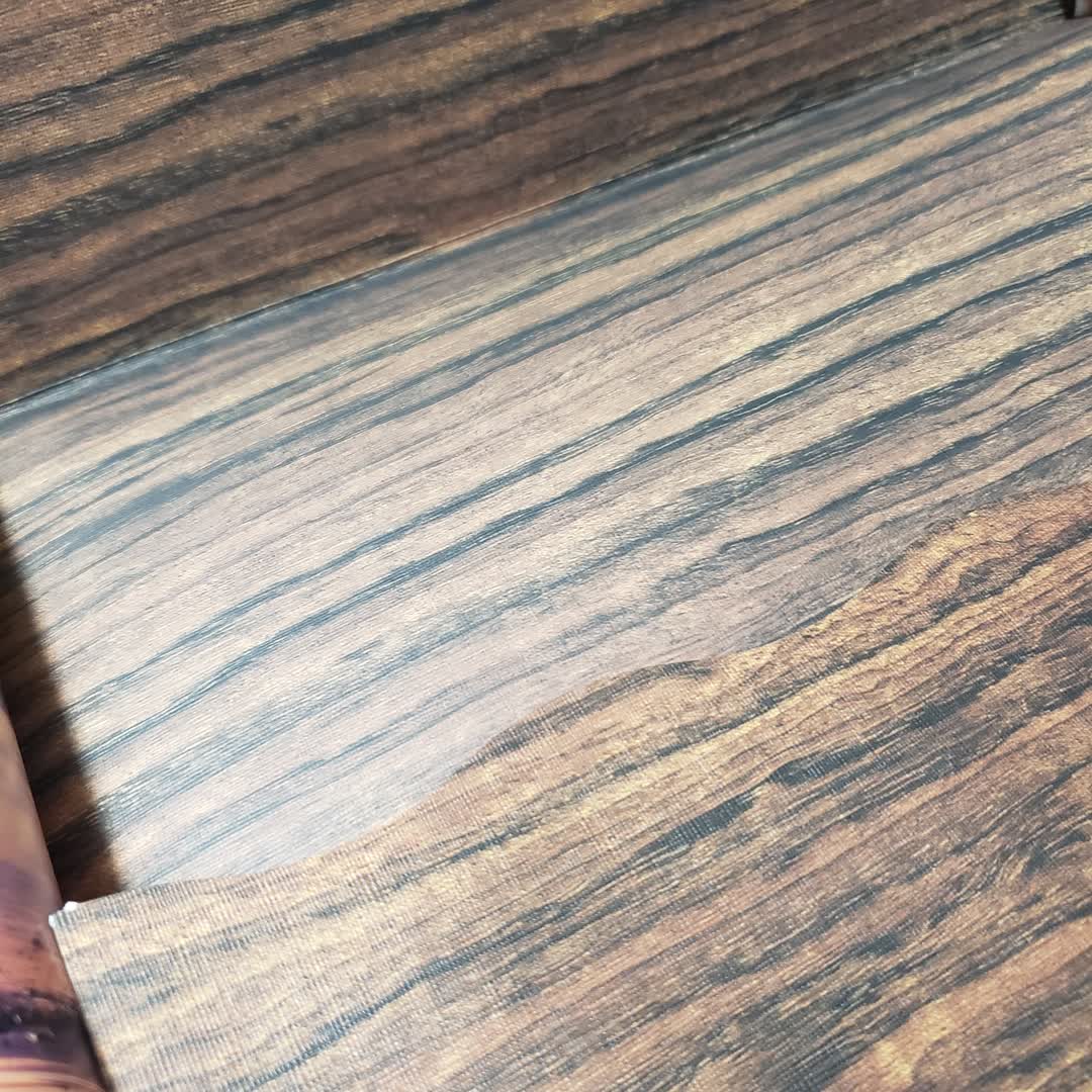 rosbookbinding's tweet photo. A book with wood and cloth binding. As well as a folder in the back.
#roswellbookbinding #book #bookbinding #binding #handmade #bindery #publisher #designer #bookdesigner #traditionaldesign #publishinghouse #package #packagedesign #custompublishing #bookart #diecut #stamping https://t.co/b2SACbeaO7