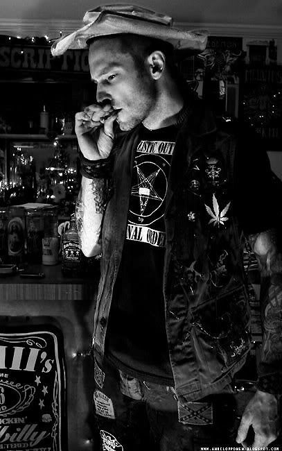 #RIP to <a href="/DoesBadGood/">Johnny Matthews 🕶</a> - True class act, A legend who lived, breathed and bled for this fine sport.  I was honored to be your final opponent.