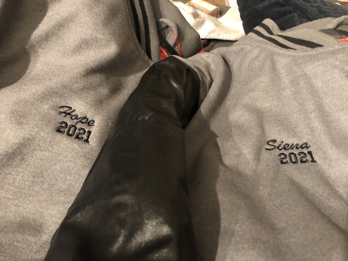 Amanthon's tweet photo. AGS gear is great for Christmas gifts!  #jackets #seeingdouble #agsdailyshare https://t.co/QfkNCcmlI8