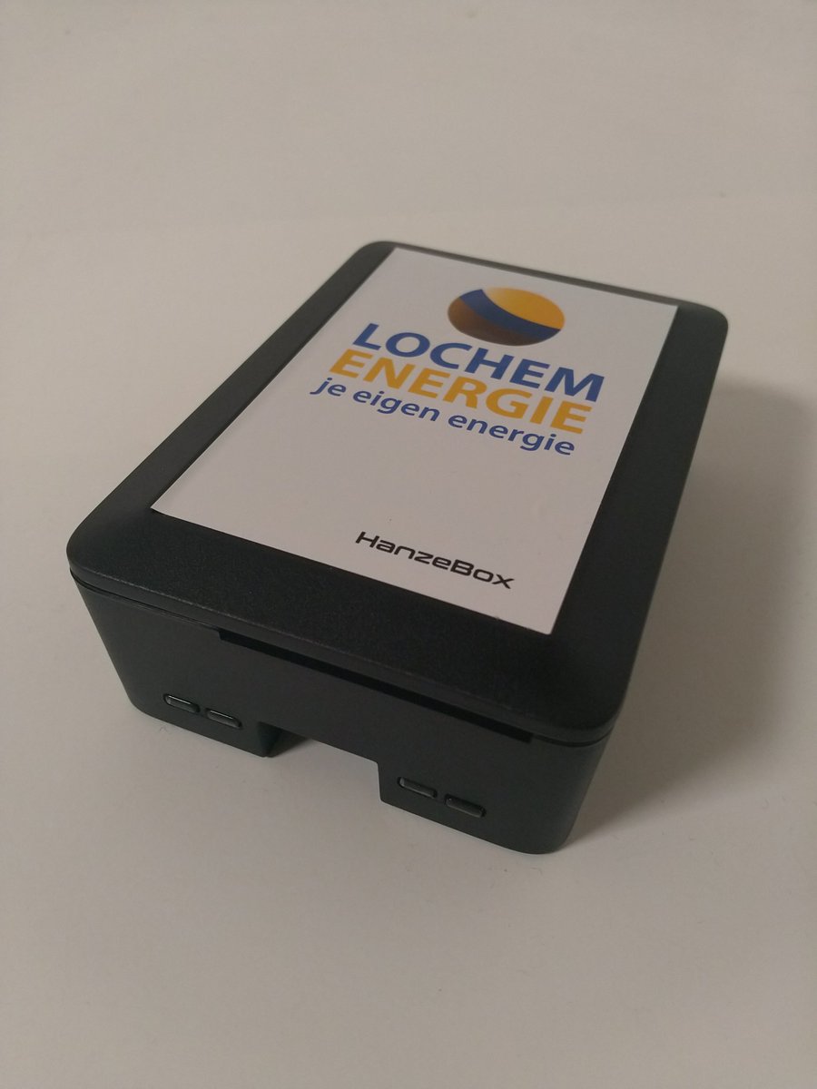HanzeNet's tweet photo. Het is zover, de eerste #HanzeBox demo/feedback sessie met een groep #testleden van @LochemEnergie is een feit. Dit was de eerste validatie bijeenkomst met toekomstige gebruikers en ze waren erg enthousiast. Tot april 2020 nog 3 sessies en dan gaan we live voor de hele coöperatie https://t.co/WvGeR05JcZ