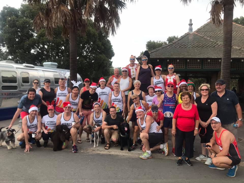 Merry Christmas from Sydney Frontrunners! We love our Christmas Day run 🎄🥂