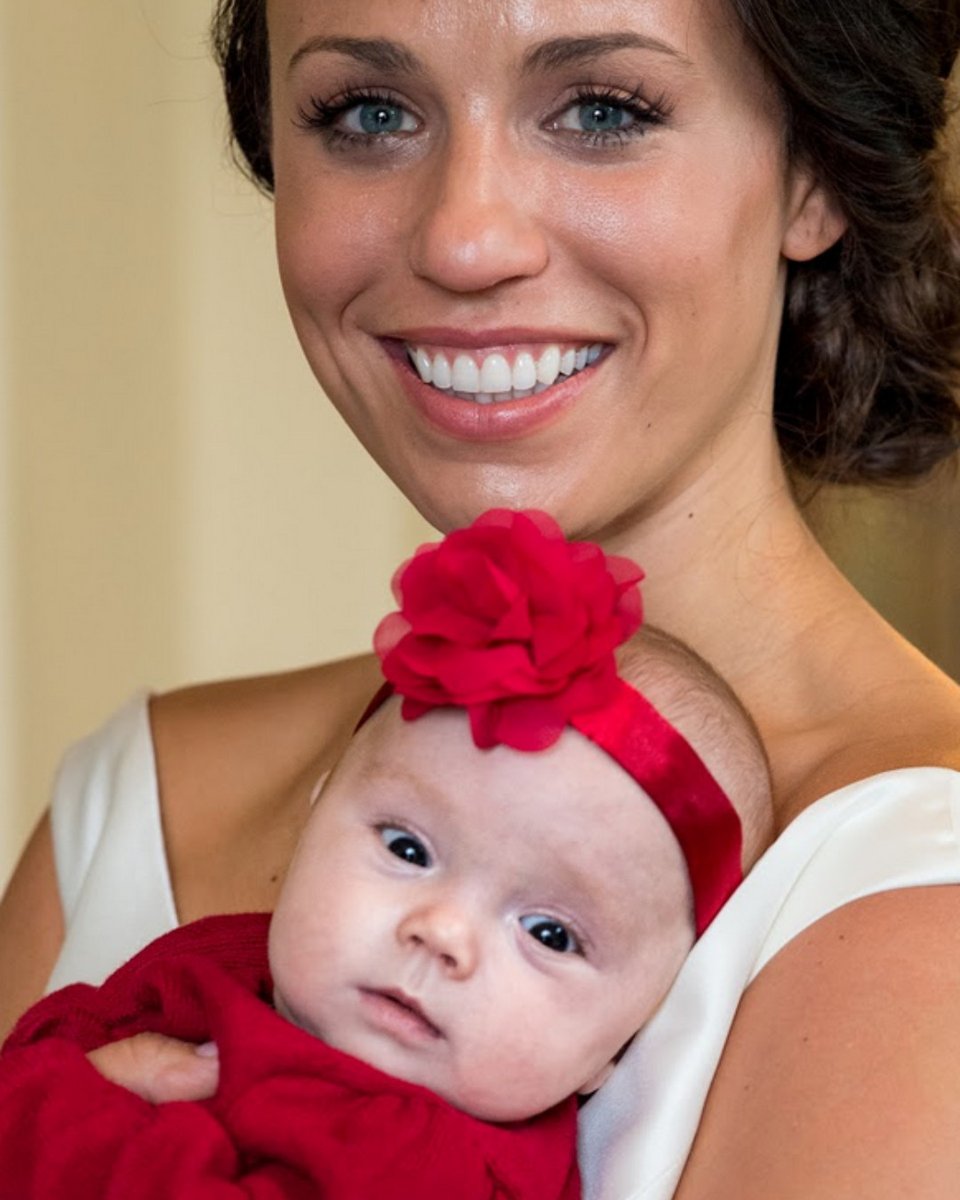 We are better throughout the year for having, in spirit, become a child again during the holidays.#ianbphotography #weddingandbabies