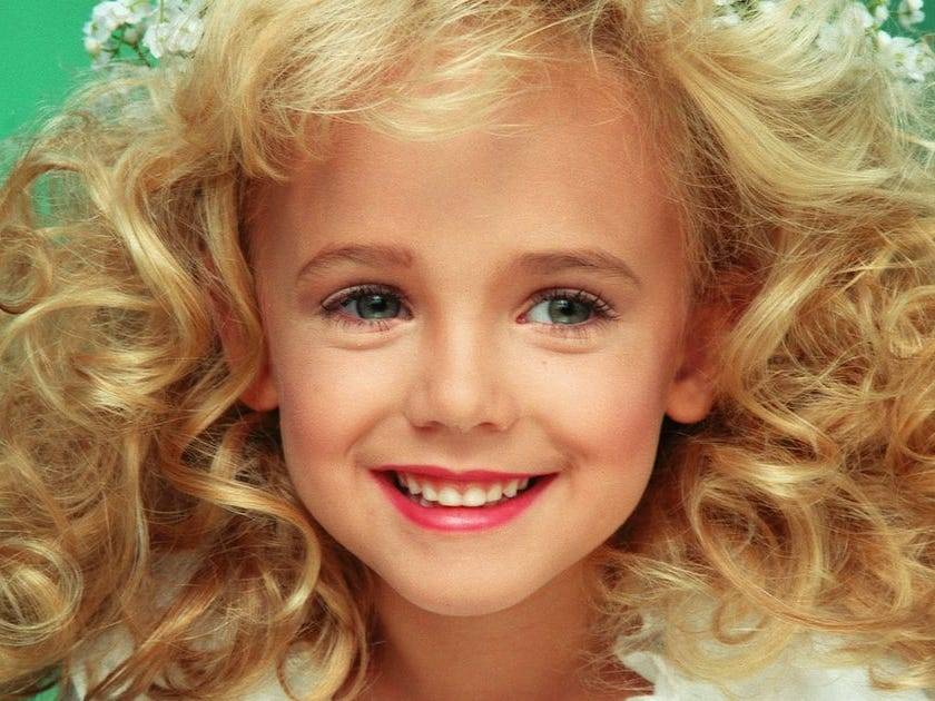 ChadArd_'s tweet photo. DEATH RATTLE; AN EXAMINATION OF THE UNSOLVED #MURDER OF JONBENET RAMSEY #JonBenet #bouldercolorado https://t.co/PjabkGEl9B https://t.co/5PIQ8wK2Wc