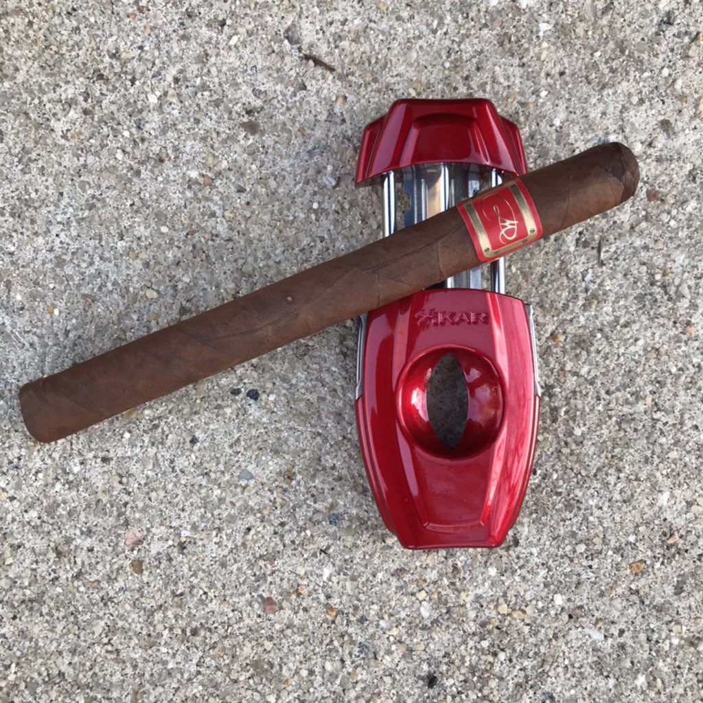 PairingCigarBar's tweet photo. A little Christmas Red. 
@DMCigarworld and @XIKARinc red, that is 
.
#pairingscigarbar #xikar #xikarnation #xikarforlife #xikarcutter #danielmarshallcigars #cigarpairing #cigar #cigars #botlpachapter #sotlpachapter #cigarlife #cigarculture #cigaraficionado https://t.co/3PWlGQAZLs