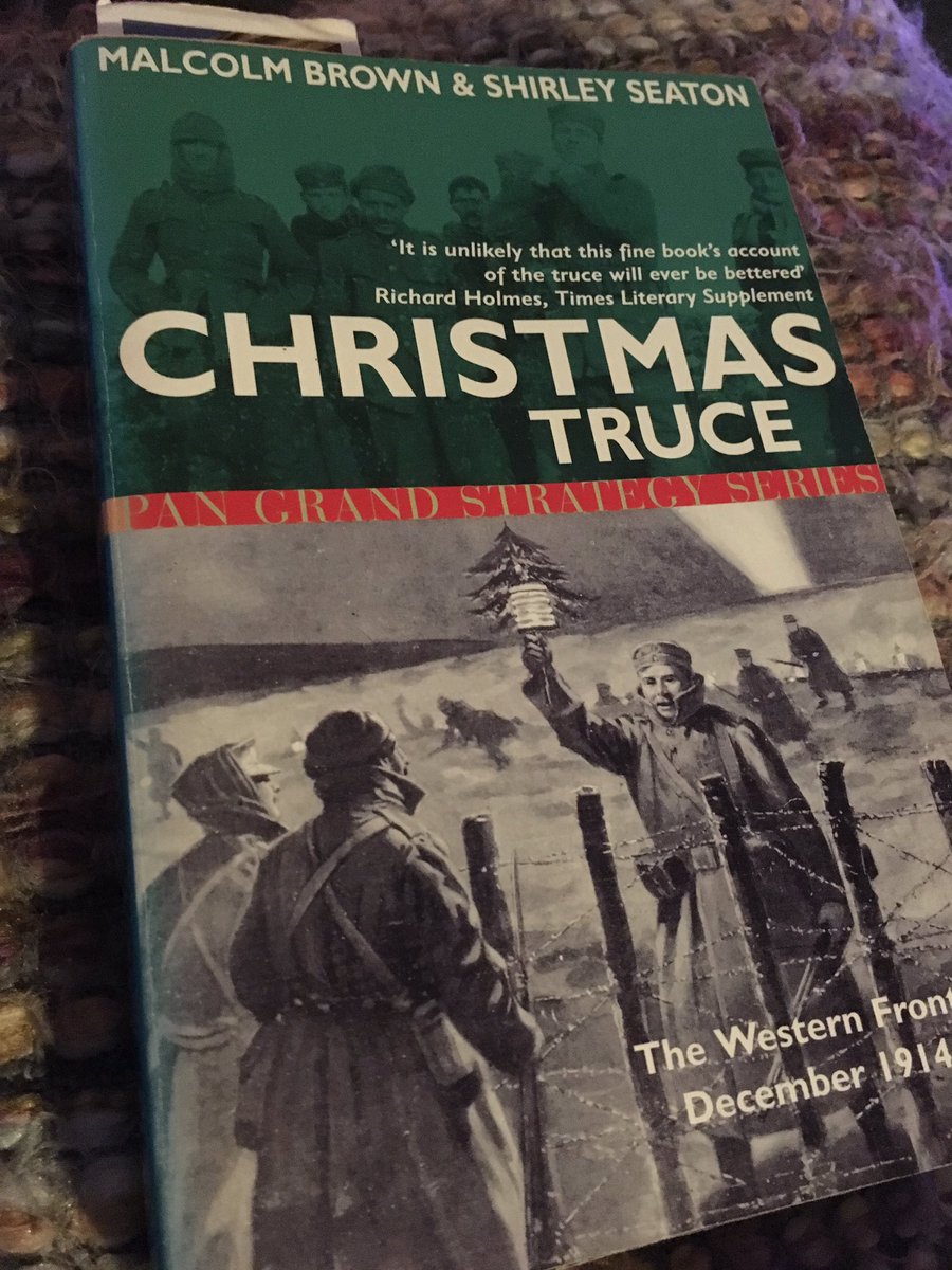 heinovanbenthum's tweet photo. @TychoHoff Eigenwijze mannen aan het front, mooi! Ik pak deze er weer eens bij. Jij een fijne Kerst man https://t.co/kVHABz70Kb