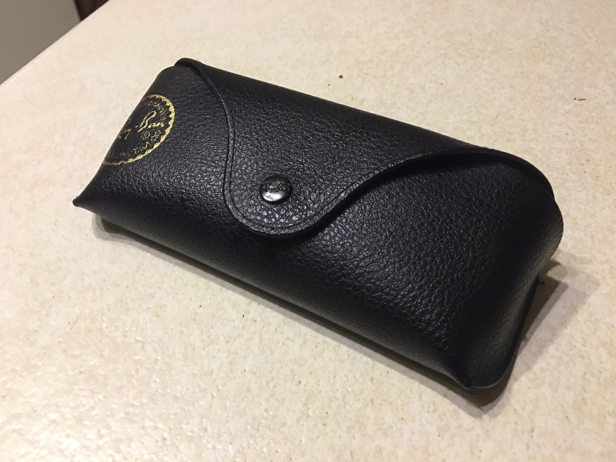BrianEDempsey's tweet photo. PLEASE RETWEET - Found in Applemarket Waterford on Thursday 19th December 2019. If they are yours we would love to get them home to you for Christmas #RayBan #lostandfound #lostinwaterford #lostsunglasses #wiyp https://t.co/pxe2aHmUGQ