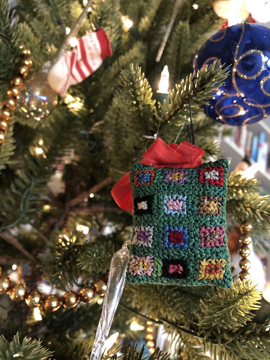 lizzwinstead's tweet photo. I made this embroidered pillow for my mom when I was 12. It’s 2” x 3” Tiny but so many memories. Merry Christmas Eve! #lizzmas #christmaseve #christmastree #christmasornaments #tradition https://t.co/yxkhMvsjEy