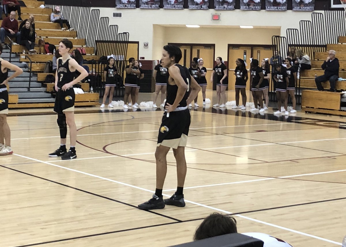 TMarkwith14's tweet photo. Lambert Holiday Classic Stock Risers

https://t.co/ZDFYWFA4fx https://t.co/r1MMQaKLdy