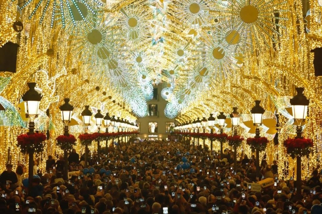 YoliFilo's tweet photo. Pienso el fluir de hoy:
Tinieblas,fruto del rechazo de la presencia misteriosa de Dios.
Tinieblas,fruto de la negación de la Natividad del Señor Jesús.
Marionetas que consumen,quejan y desean.
Marionetas que no ven,ni sienten.
En fin,seres que intuyen ser,pero que no reciben Vida https://t.co/MQa9NtpMLc