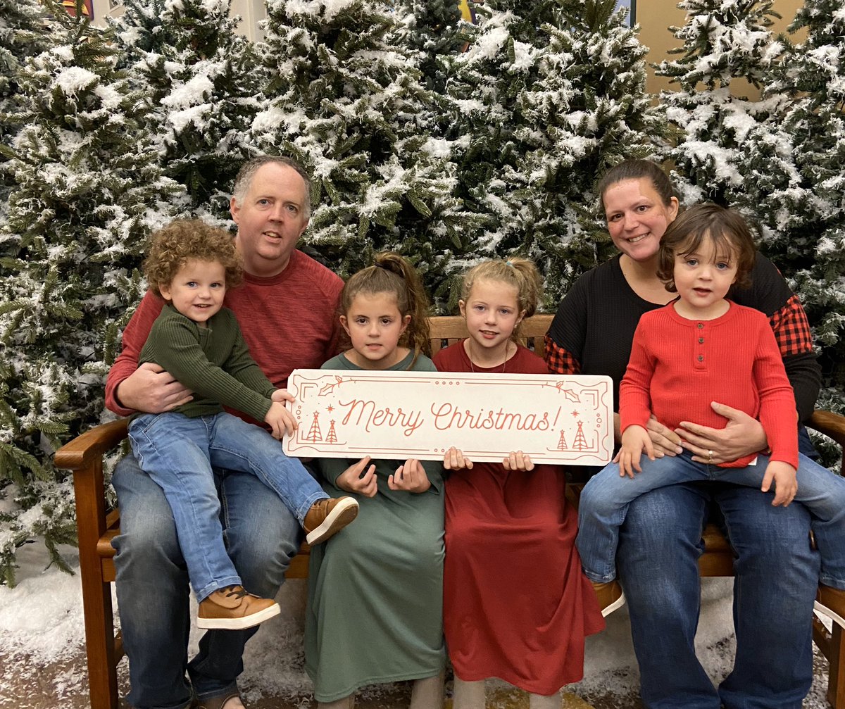 Merry Christmas! #LPChristmas <a href="/StuartBurt/">Stuart E. Burt II</a>