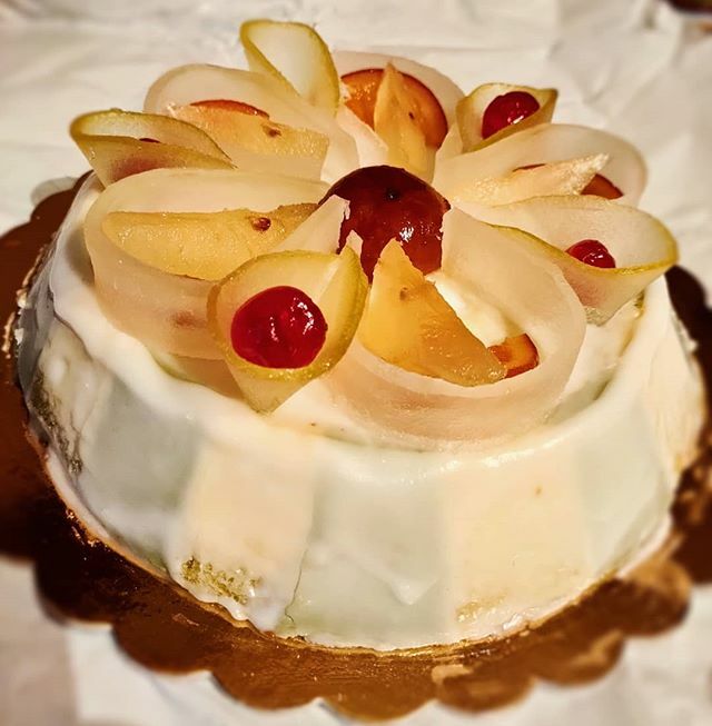 E adesso sì che posso dire #buonnatale ! Anche a #natale2019 la #cassata c'è! #igerssicilia #igerspalermo #foodporn #picoftheday ift.tt/34SsuRU