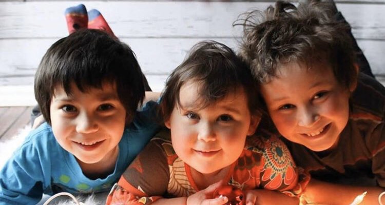 caryn_lieberman's tweet photo. On #ChristmasEve, like every holiday and every birthday for the last few years, I think of these beautiful children, and their incredible parents who must endure another holiday and another birthday without them. I beg you, #DontDrinkAndDrive. https://t.co/c2wcZm26PE