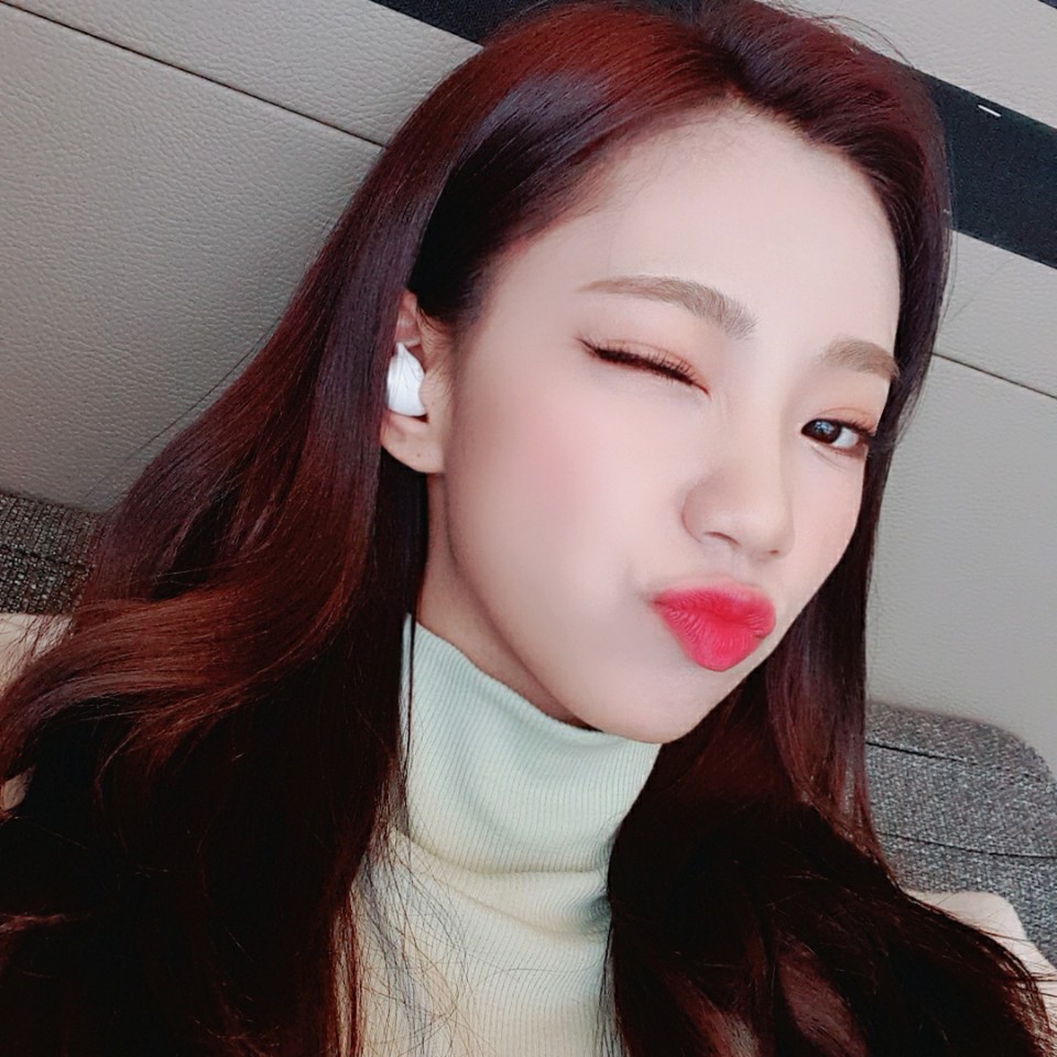 [#우주소녀 #여름]
우정 메리크리스마스🎄