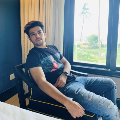 sauravujjain12's tweet image. #NewProfilePic