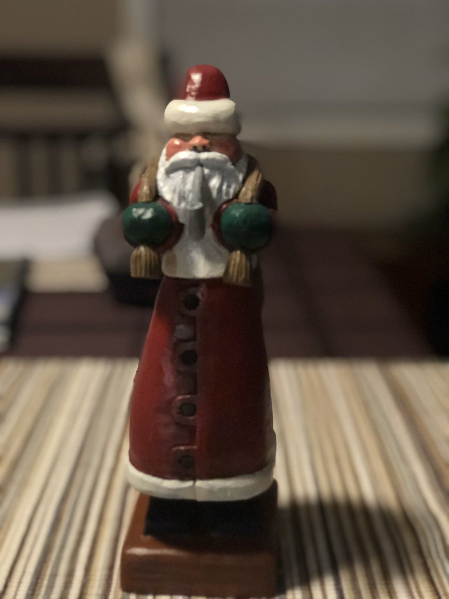 jjhorsey10's tweet image. Here is the 2019 Santa my dad carved. Every year this is the best gift. Merry Christmas. #special #amazingdad #handcarved #handpainted
