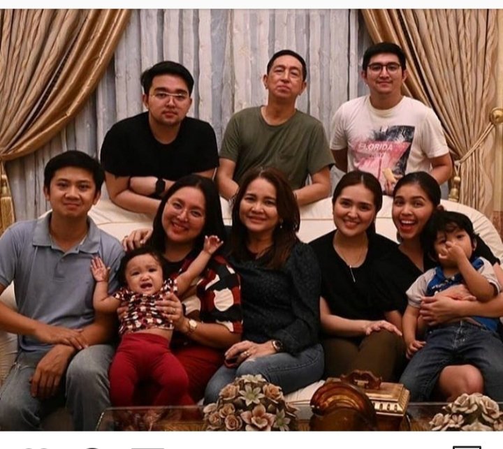 a_shrama's tweet photo. Ganda makita ito na sila lang walang asugot😱😱😱😱😱peace✌✌✌✌ https://t.co/EExnbMsQrh