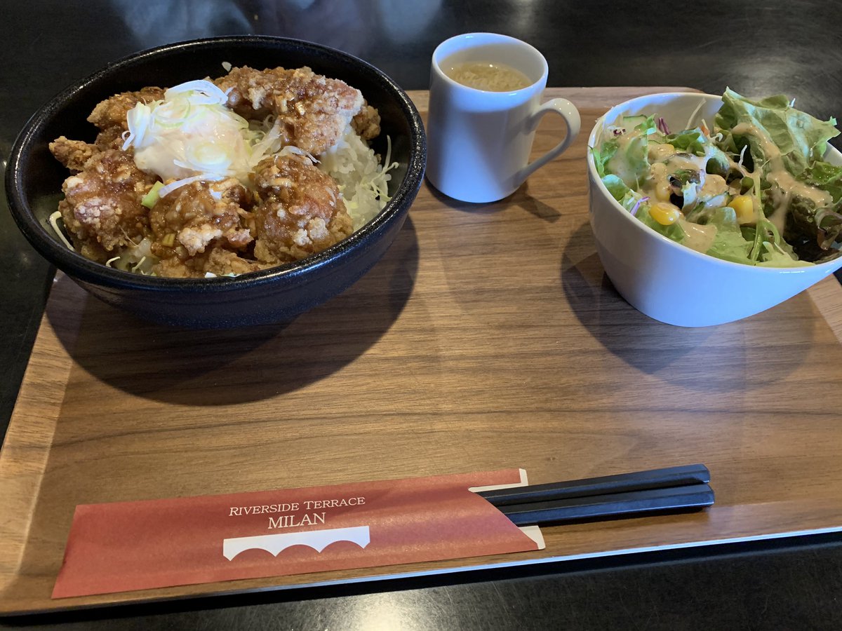 Chanyama 万代のビルボードのmilanでランチ 味噌バターコーンラーメンのセット食べて満腹 万代 ビルボ Bp 新潟 ミラン T Co Bmprsbo1kk Twitter