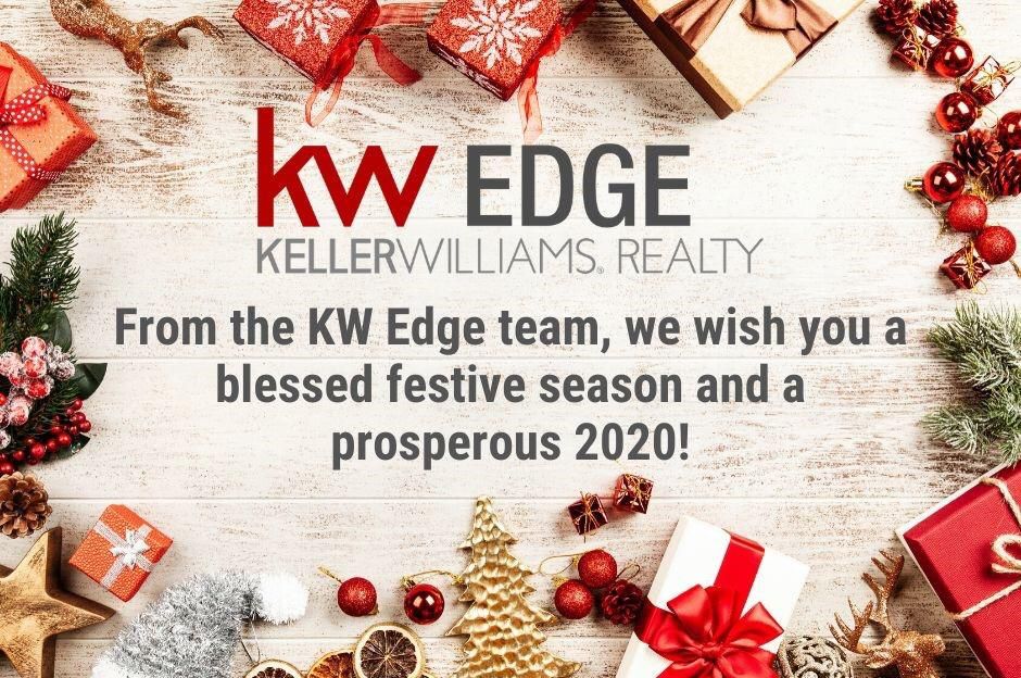 XavierDeBuck's tweet photo. From our family to yours, our warmest thoughts & best wishes for a merry Christmas and a great Happy New Year! #christmas #newyear #kwrealty #kwedge https://t.co/Dm1bZBPylG