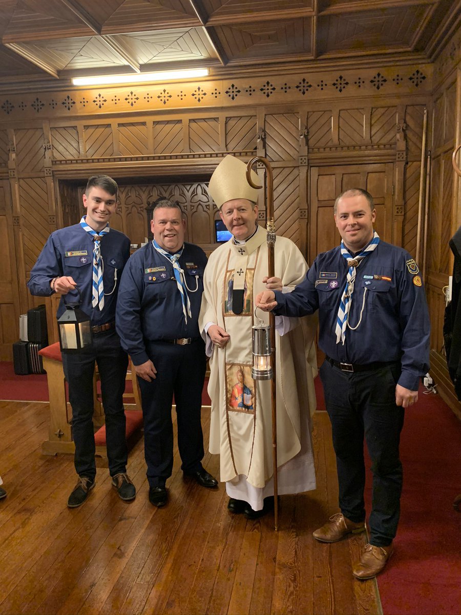 ArchbishopEamon's tweet photo. The #Bethlehem #Peace Light arrives in #Newry #Cathedral courtesy of First #Dromore @newryscouts May the light of Christ shine in your hearts and homes this Christmas https://t.co/LeUoys35gX