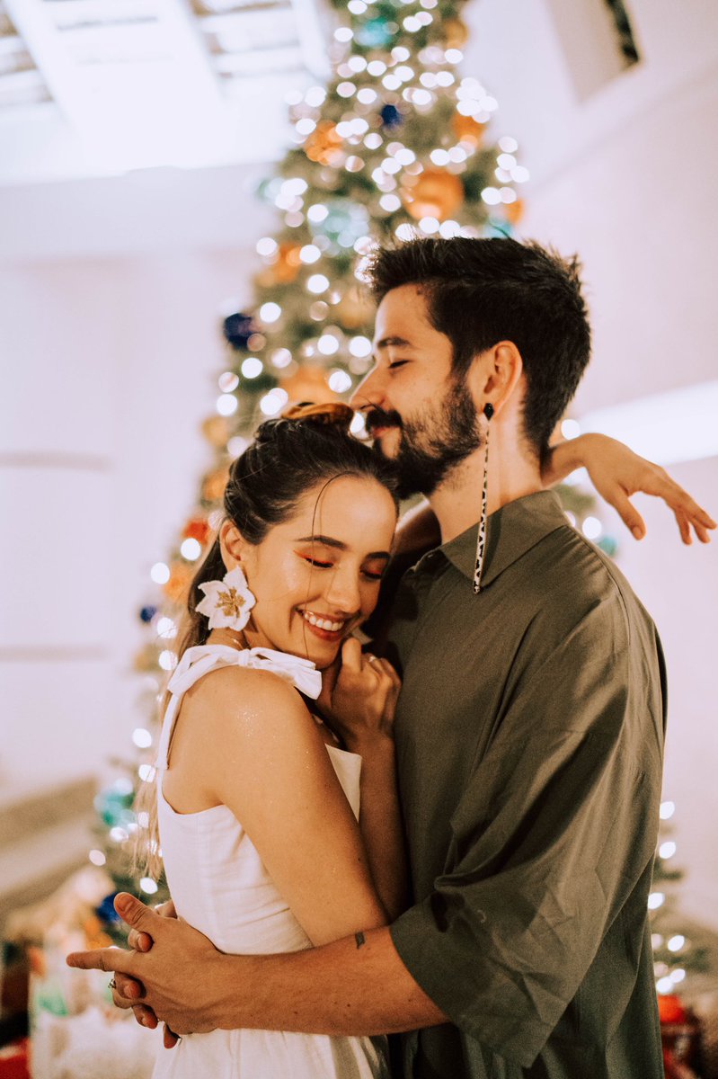 CamiloMusica's tweet photo. ÚLTIMA NAVIDAD SOLTERO🎄 https://t.co/CLC3btb6uR