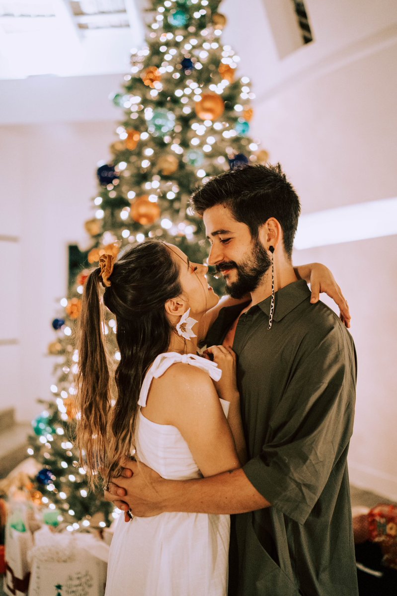 CamiloMusica's tweet photo. ÚLTIMA NAVIDAD SOLTERO🎄 https://t.co/CLC3btb6uR
