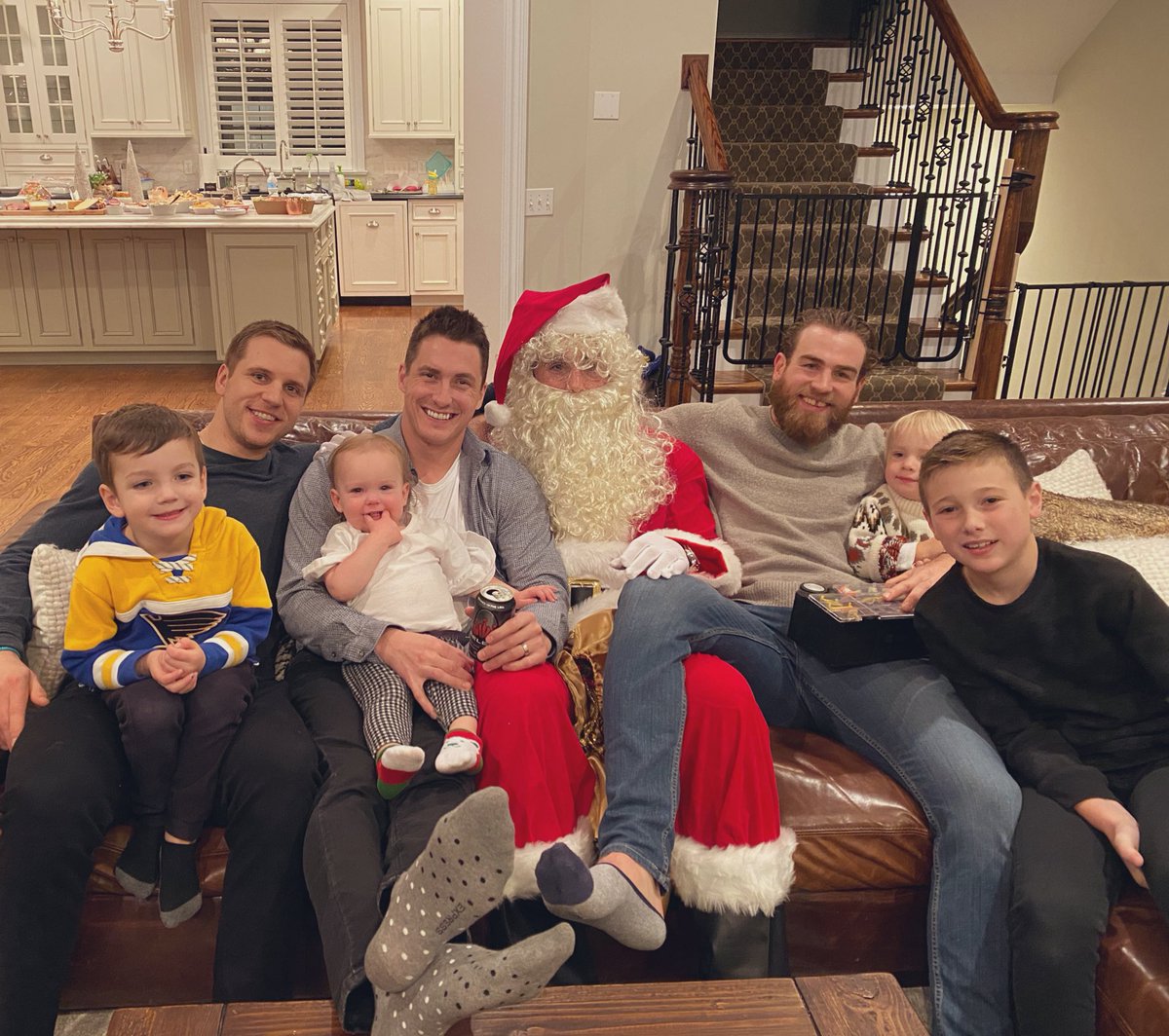 MollyBozak's tweet photo. Who can guess our Santa 🎅🏼 https://t.co/GMisHilb9L