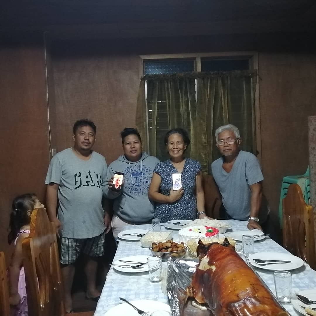 DawenLambino's tweet image. Merry Christmas to all of you #teamPico from our pamilya Lambino...

Pasko sa probinsya