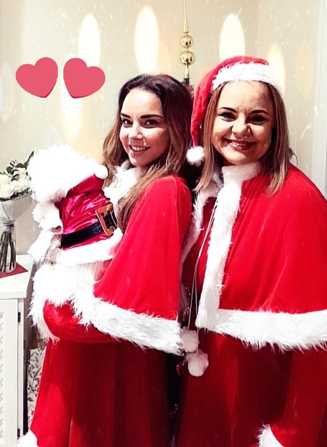 FELIZ NAVIDAD Aldea. Os queremos muchísimo.❤🎄🎁🎅🤶🤶😘🎤🎶