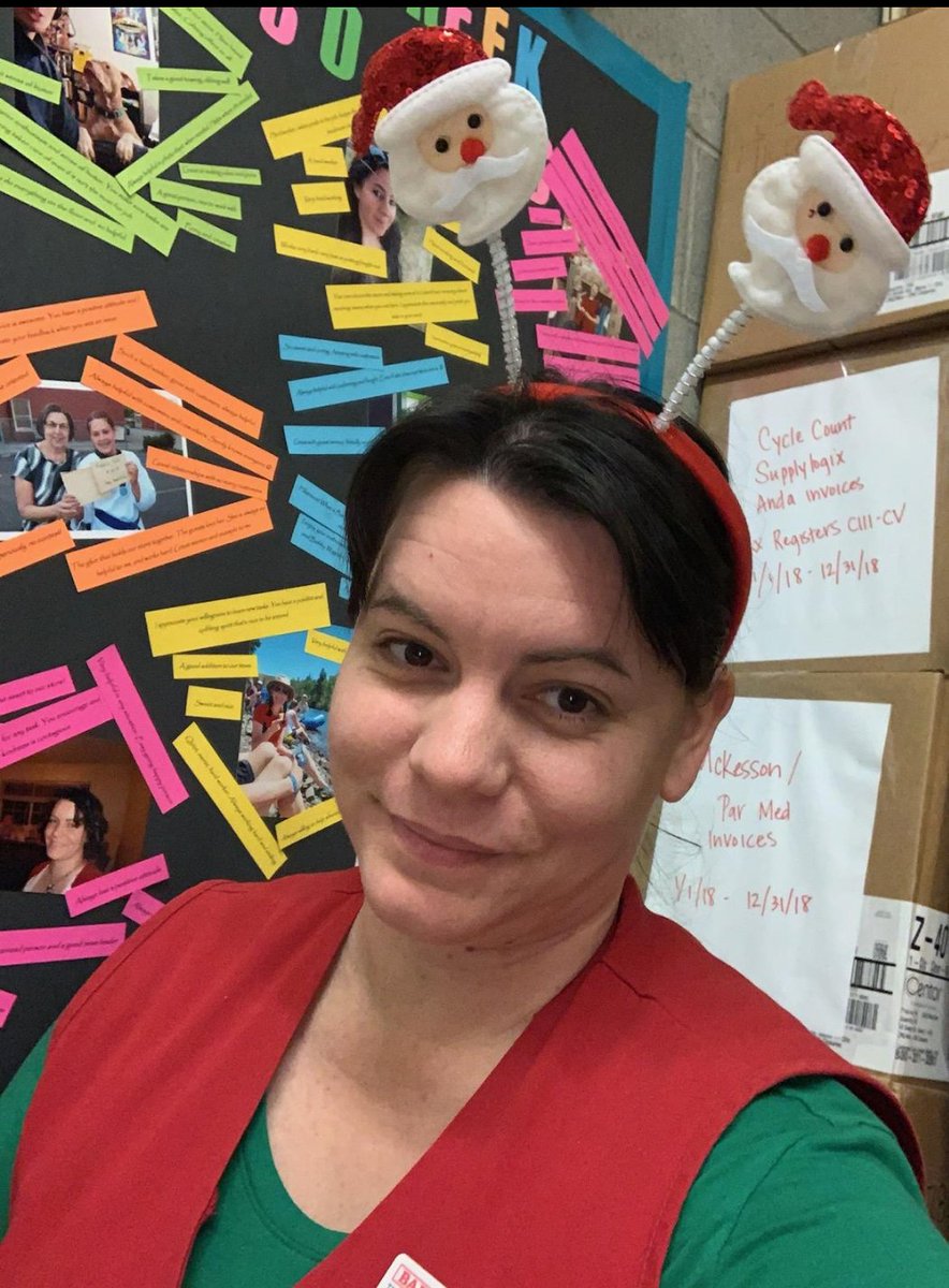 marinermojo77's tweet photo. Store #30, Assistant Manager Wendy, looking so cute as Santas helper on Chris Eve. #bartelldrugs #bartells #bartell https://t.co/pECXI3antq