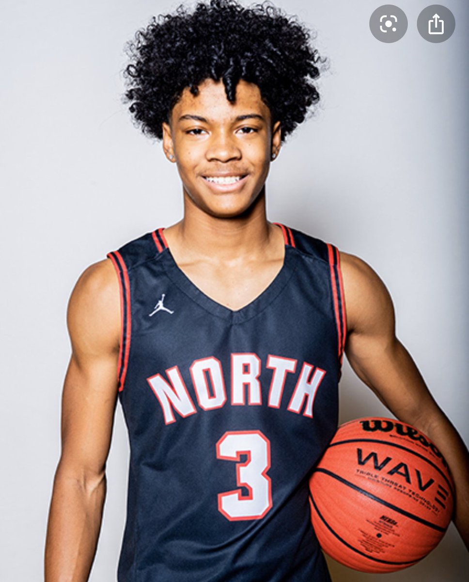 OntheRadarHoops's tweet photo. Kobe Jackson scored off slashes to the basket and connected on jumpers from multiple levels.

@TMarkwith14 tabbed him as a standout at the Lambert Holiday Classic.

STORY:

https://t.co/dDJcFHdxn1 https://t.co/qDSQwUPiGN