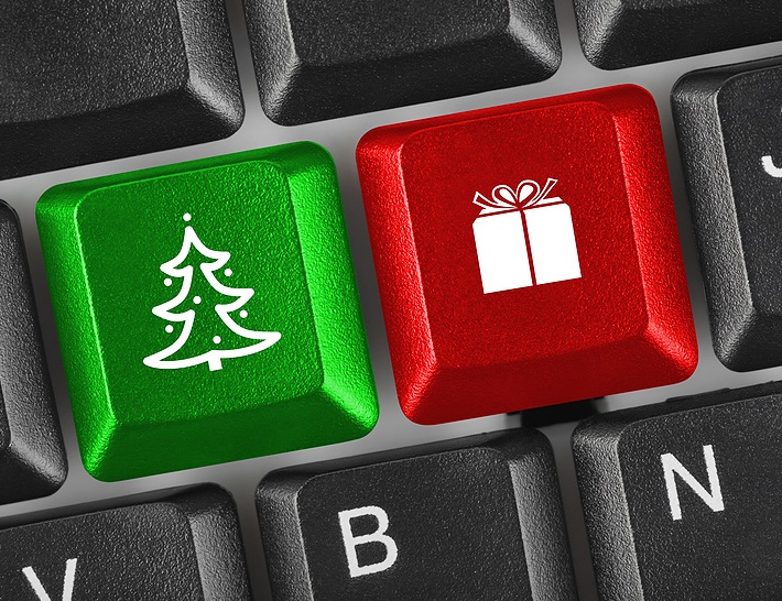 CimphoniRick's tweet photo. On behalf of the entire team at Cimphoni, Merry Christmas! https://t.co/xyHTNY4WBT