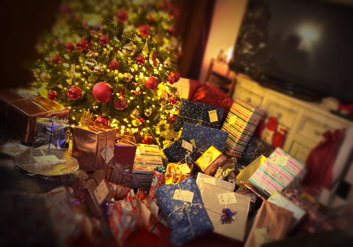 VeryVaVaVoom's tweet photo. He's  been!
#MerryChristmas #christmaspresents #SantasBeen #workhardplayhard #ChristmasDay #FatherChristmas #gifts #Christmas2019 https://t.co/47GxpBU63W