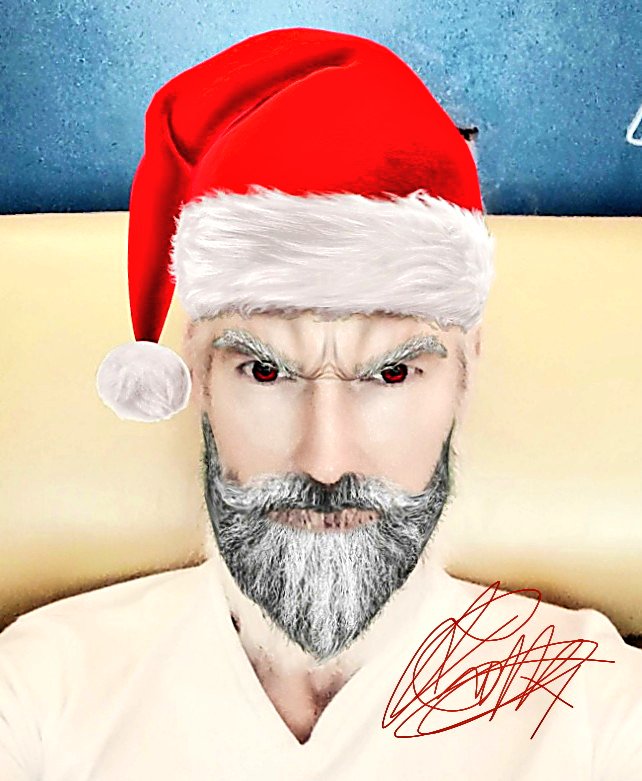 joncampling's tweet photo. If I ever do a Xmas #Comcon I think I've found my seasonal signing photo lol.
Took this snapchat pic on my phone, just as the big explosion happens in #Diehard lighting me oddly but also real Amazingly, like a painting or drawing. FYI The beard is A SC filter.
X https://t.co/JSQBnCCrBb