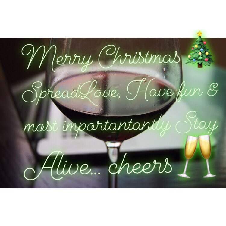 skillst3ch's tweet photo. Complements of the season. We wish Peace, Love &amp; Light to you &amp; yours this joyful season. ☃️💚

SpreadLove, Have fun &amp; Most importantly StayAlive.. 

**Cheers** 🥂

Have a Merry Christmas today.. 🎄 https://t.co/MEiBBewEY1