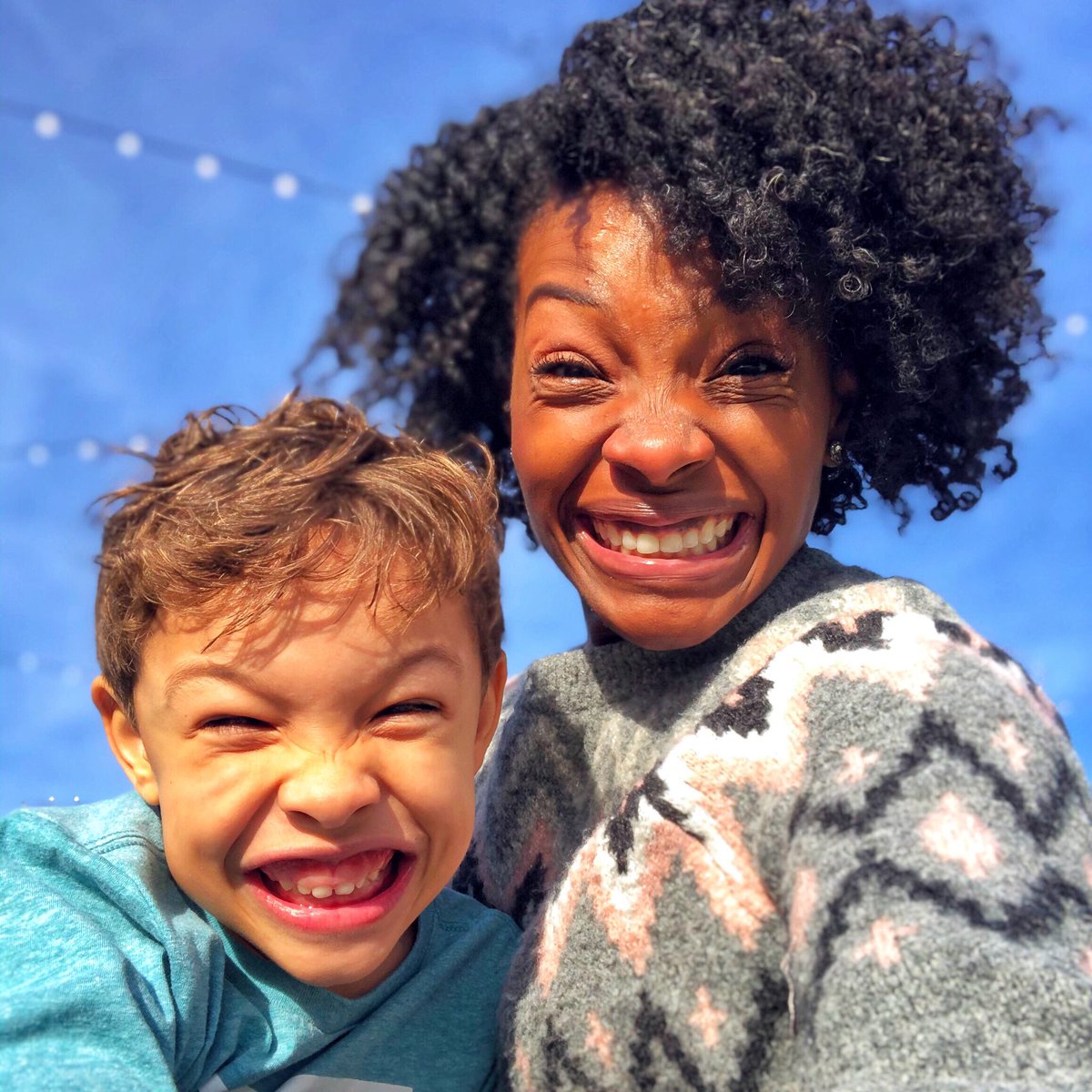 gabeflowers's tweet photo. Had the best impromptu date with my firstborn today! 😆
#mommyandme #firstborn #ceejlife #mothersondate #christmaseve #sameface #twins #momlife #gabebabetv
https://t.co/Id2tHHKx2m https://t.co/hzuwUt4bun