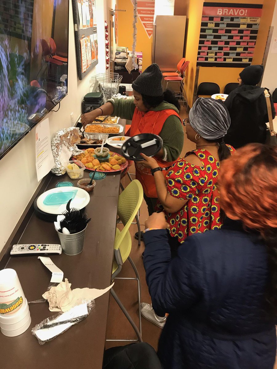 TeetheGrove791's tweet photo. 12 days of Christmas @3277_hd  was awesome but I have to admit International Day was the best day not just because the food was amazing but because inclusion and diversity is what we are about at Home Depot @John_Neveling @Joisil6777 @StephSmithTHD @JuanBuenoPRO @arlette_guthrie https://t.co/d2VnrWaqeF