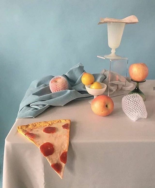 MinorHistoryNYC's tweet photo. Holiday mood. 🥂 #minorinspo via @gossamer https://t.co/PCfPandaGU https://t.co/4eoLK6cltH