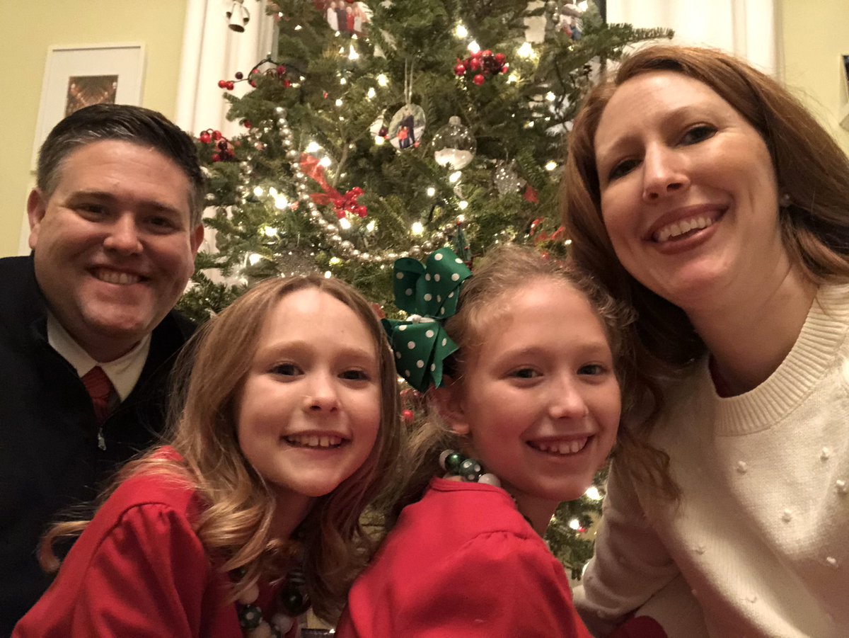CoryRitter's tweet photo. Merry Christmas from us to yours! Blessing to all. https://t.co/BvYAI9rEeg