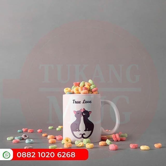 tukangmug's tweet photo. Mug Gift
Desain : Two Cats

Mau kasih gift unik &amp; udah pasti dipakai ?! Order custom mug satuan aja, (khusus pembelian satuan melalui marketplace yaa) bisa langsung kirim ke orang terkasih
⁣
Info⁣ dan order langsung klik link yang ada di bio
⁣
#tukangmug #tukangmugstore #has… https://t.co/yVgps8i4MO