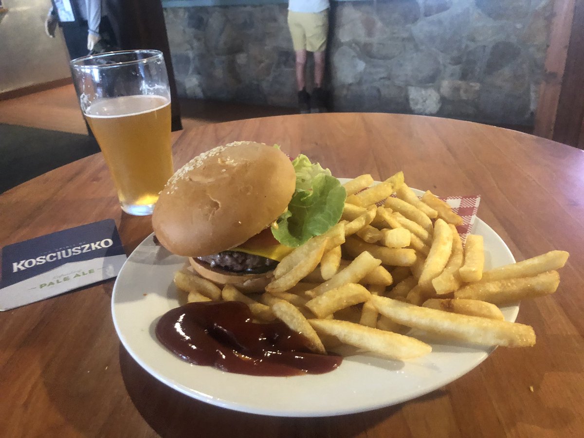 Couldn’t resist. Led by parched throat and taste buds, I was drawn to Thredbo for a beer and a burger and a spot of ski racing* on the TV. Best Christmas lunch ever.  #AAWT*It’s actually biathlon (skiing and shooting).  @AUSBiathlon would never forgive me for getting that wrong