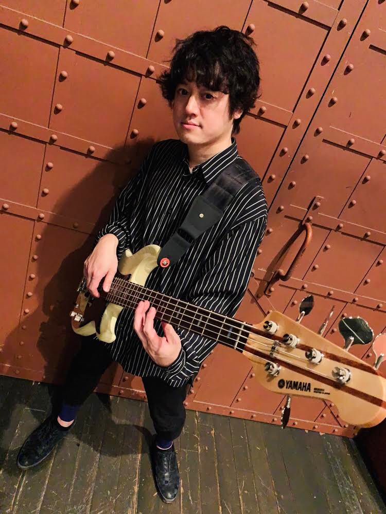 Yamaha Guitar Japan クリスマスイブの日の 毎日がクリスマス に行ってきました Iseki Isekitowa さんのバンドでベーシスト柳野 Yuko Yanagino さんが出演 聖なる夜に柳野さんの安定感とベースラインのテクニックの凄さに感動しました Yamaha